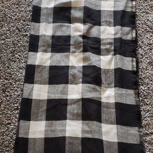 Brand New Sonoma Gray Plaid Scarf